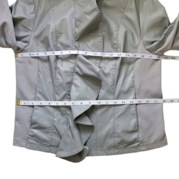 Kut From The Kloth Dahliana Gray Vegan Leather Ruffle Moto Jacket Medium - Picture 11 of 12